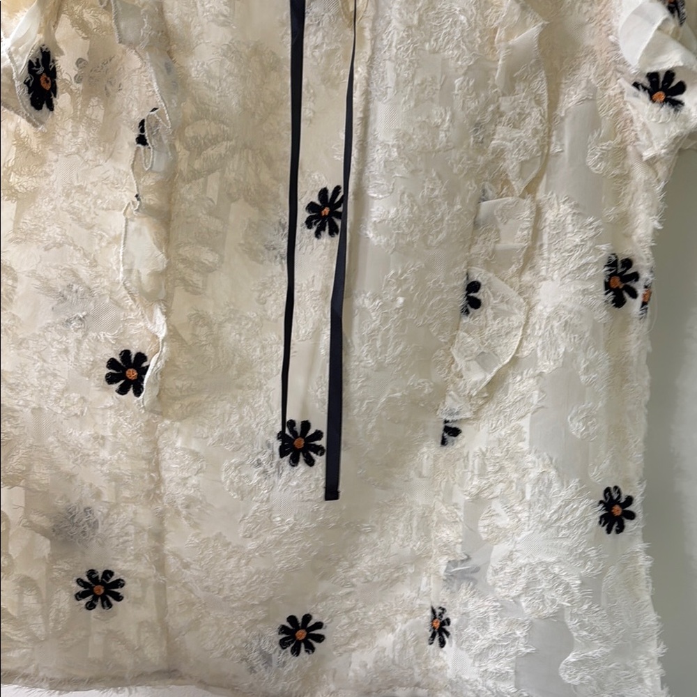 Floral Lace Ruffle Top - Cream - Picture 4 of 5